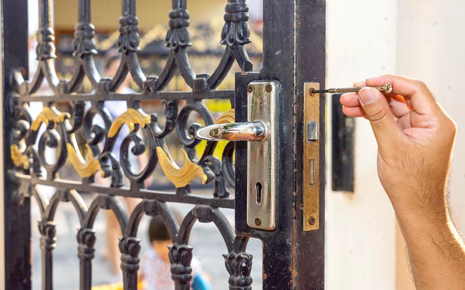 ouvrir une porte Bouray-sur-Juine
